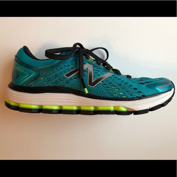 New Balance Women’s Running Shoe 1260 v7 - Picture 4 of 6